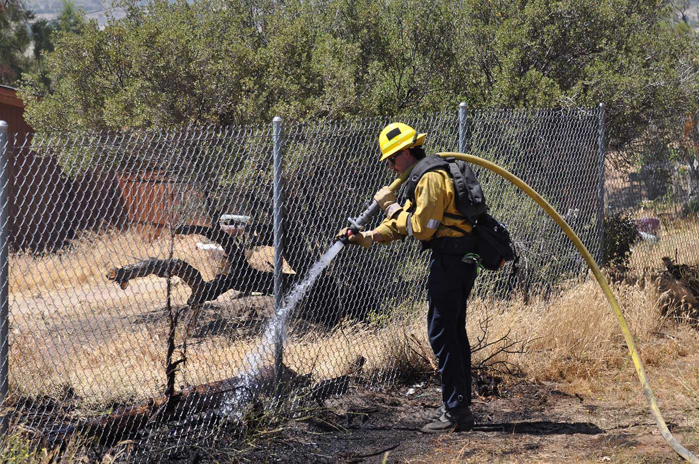 Quick response helps keep Kirby Fire under an acre in Anza