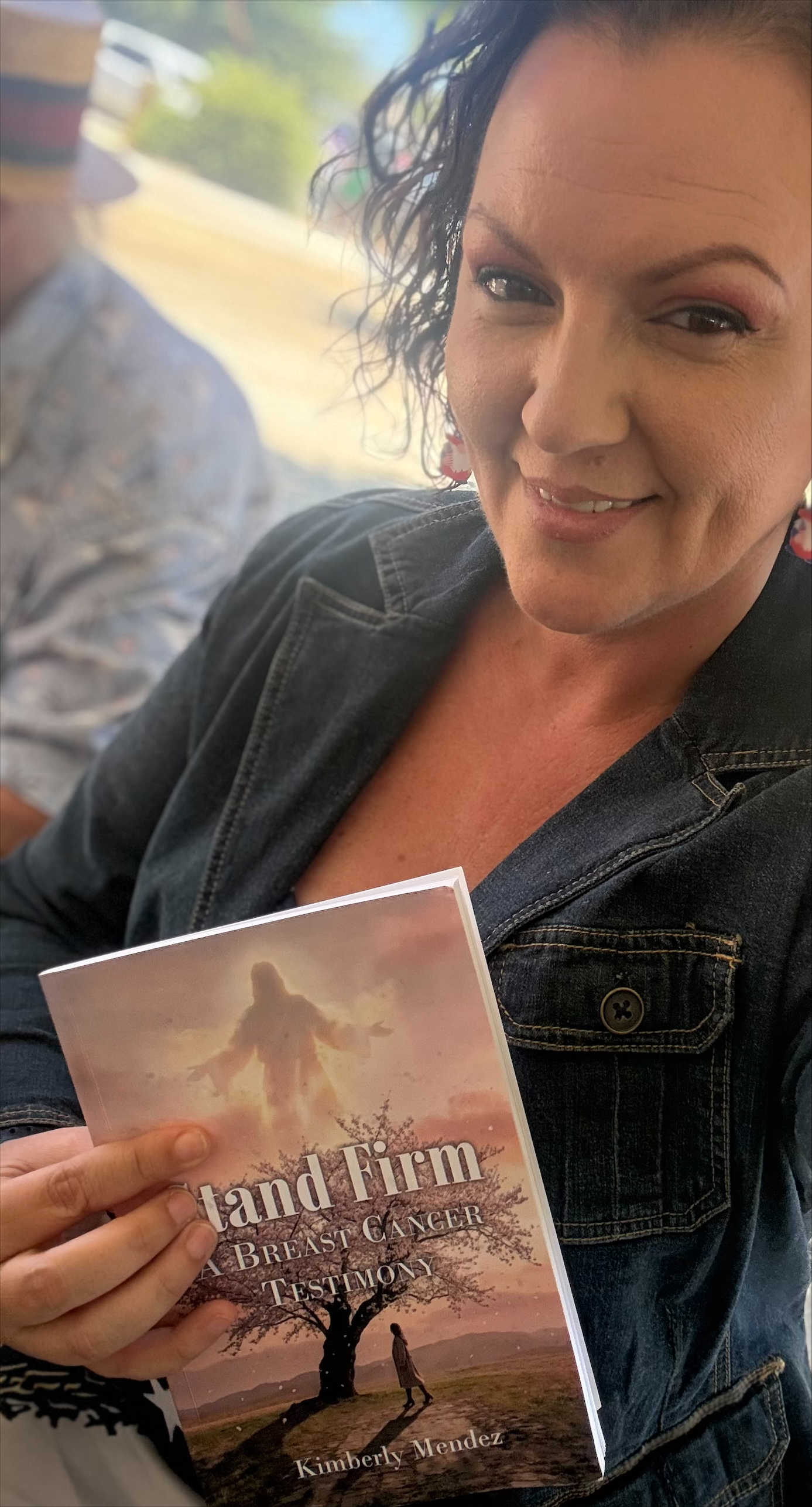Local author Kimberly Mendez turns breast cancer battle into message of hope