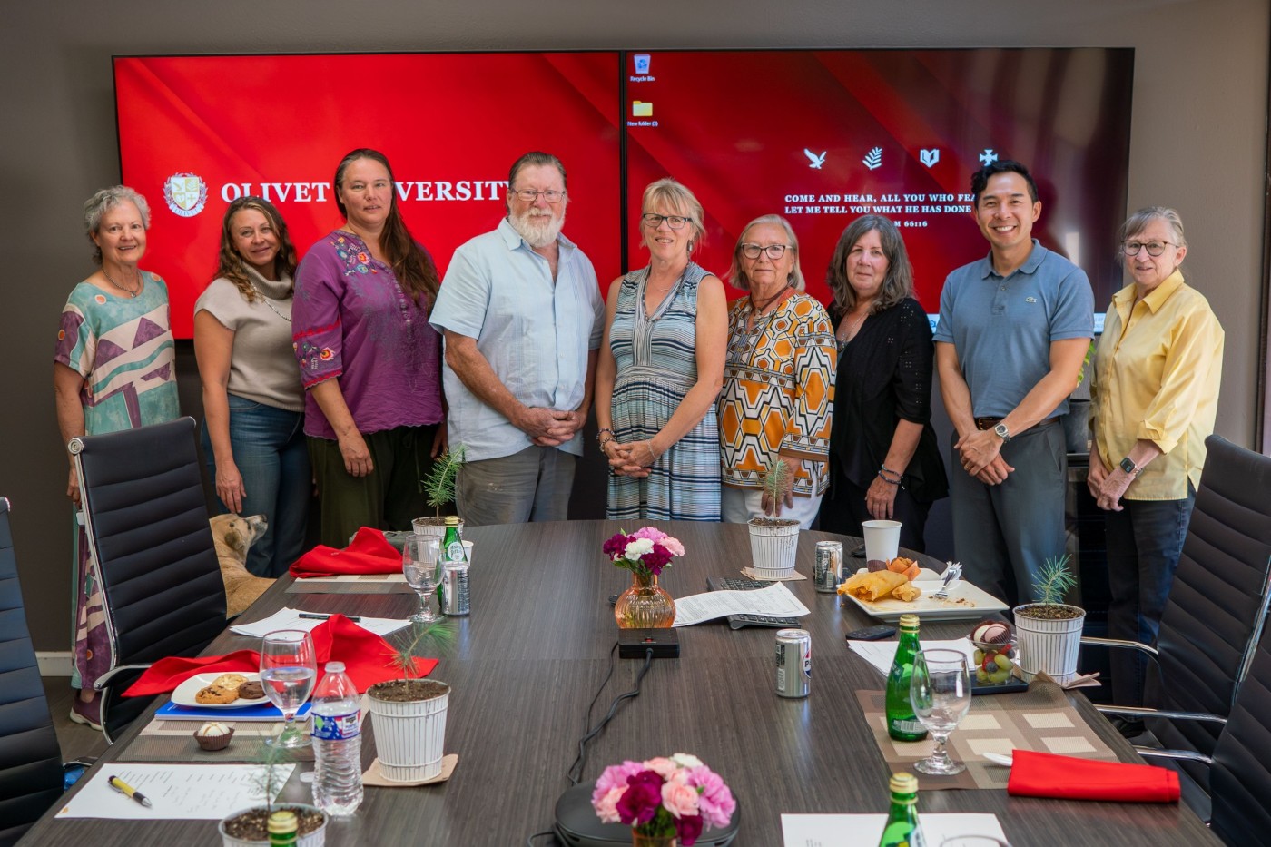 Friends of the Anza Library hold inaugural Board Retreat